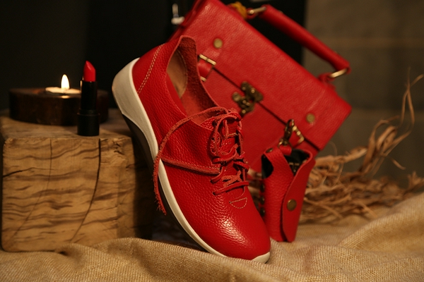 Fahime Hoseini | Category Advertising