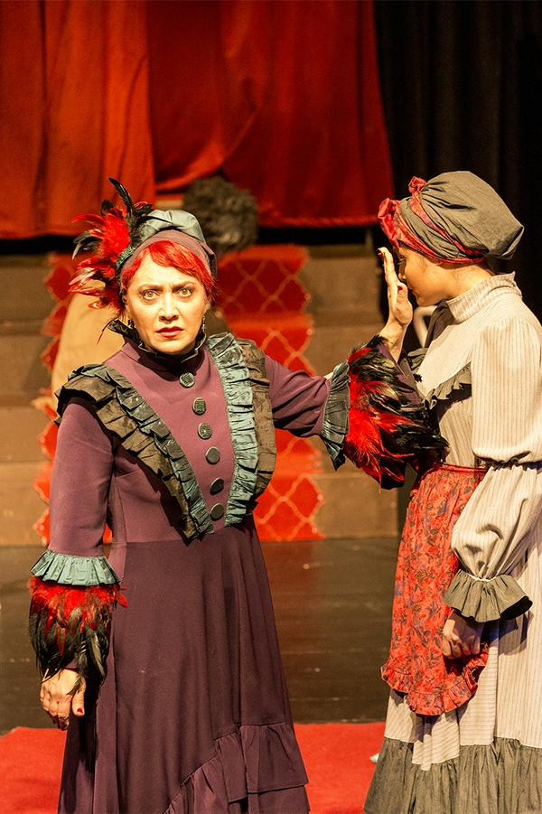 Fahime Hoseini | Category TV & Theater